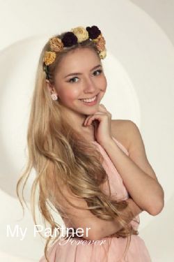 Quality Russian Ukrainian Women 98