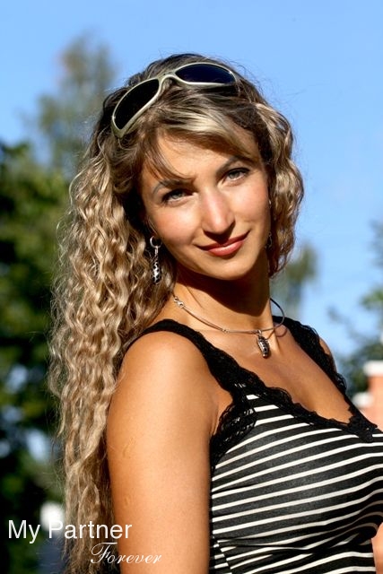 Beautiful Ukrainian Woman Less 35