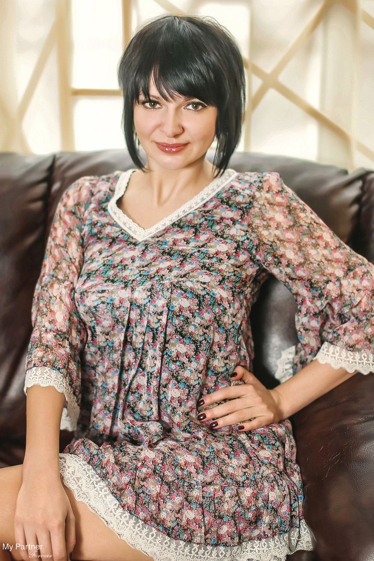 Dating Service to Meet Pretty Ukrainian Lady Yuliya from Melitopol, Ukraine