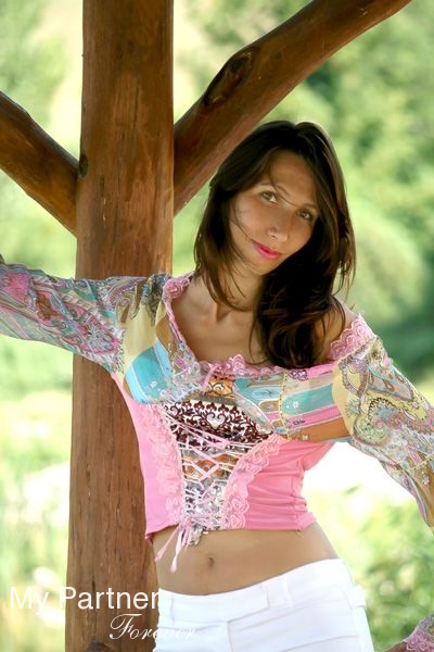 Dating with Stunning Ukrainian Woman Anzhelika from Zaporozhye, Ukraine