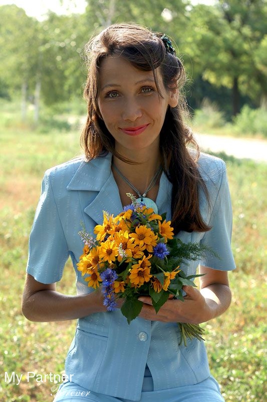 Datingsite to Meet Gorgeous Ukrainian Woman Anzhelika from Zaporozhye, Ukraine