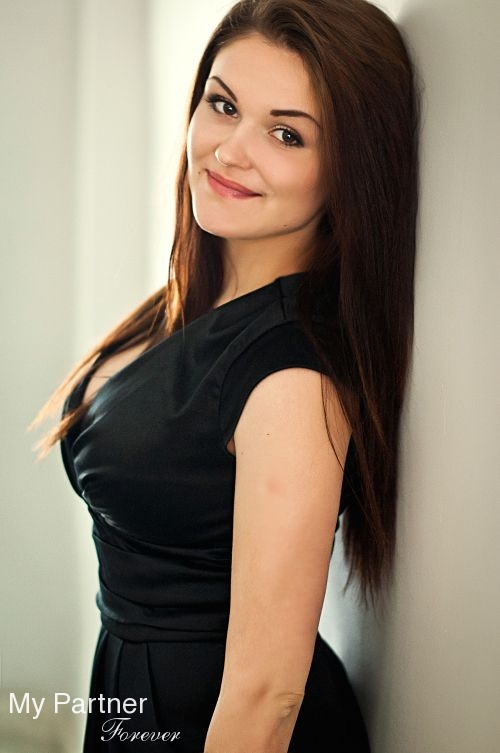 Meet Stunning Ukrainian Woman Alesya from Poltava, Ukraine