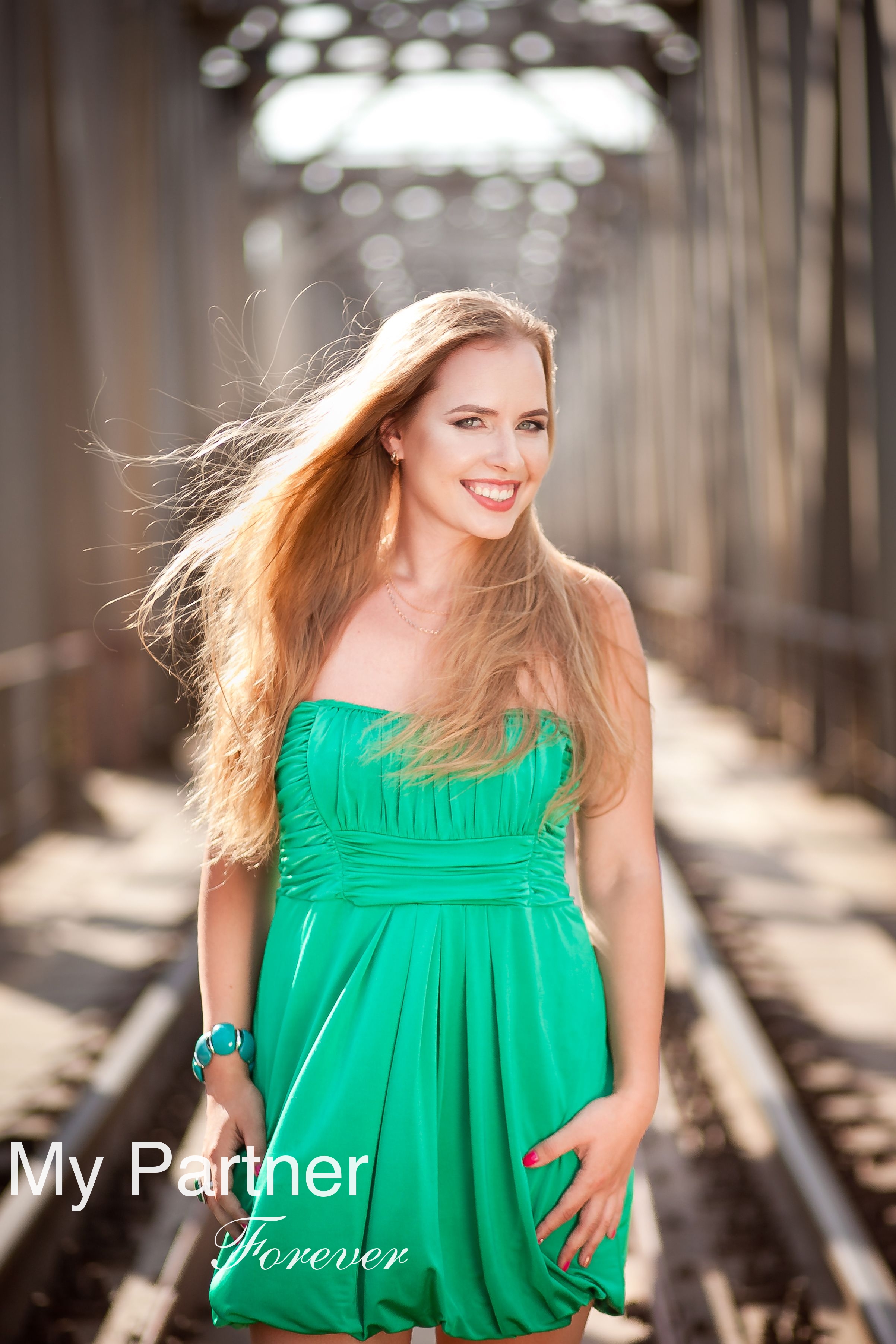 Datingsite to Meet Charming Ukrainian Woman Alina from Poltava, Ukraine