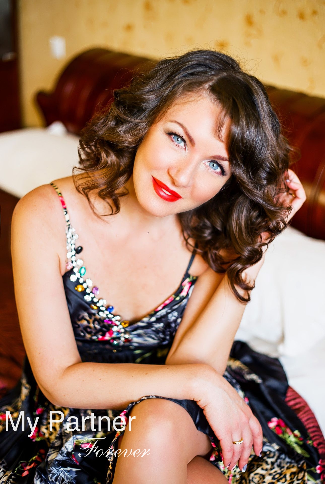 Datingsite to Meet Sexy Ukrainian Lady Yuliya from Zaporozhye, Ukraine