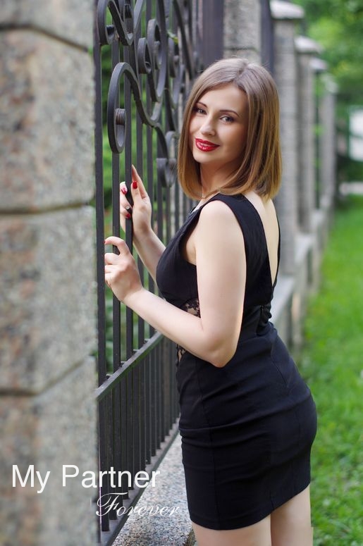 Gorgeous Ukrainian Girl Oksana from Poltava, Ukraine