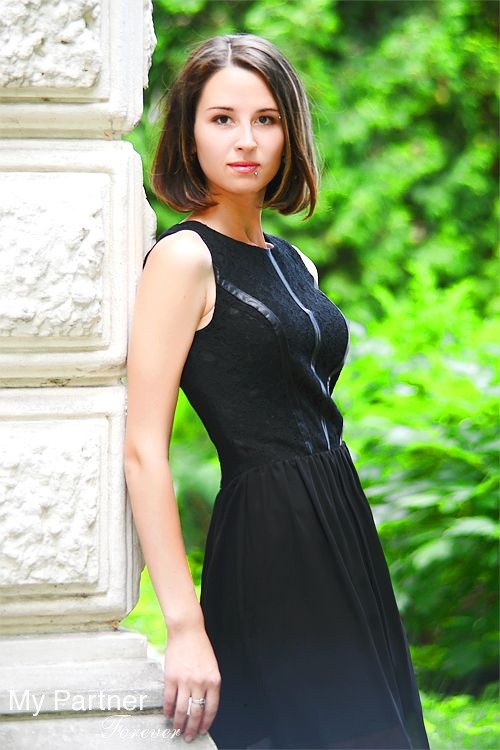 Pretty Ukrainian Girl Elena from Sumy, Ukraine