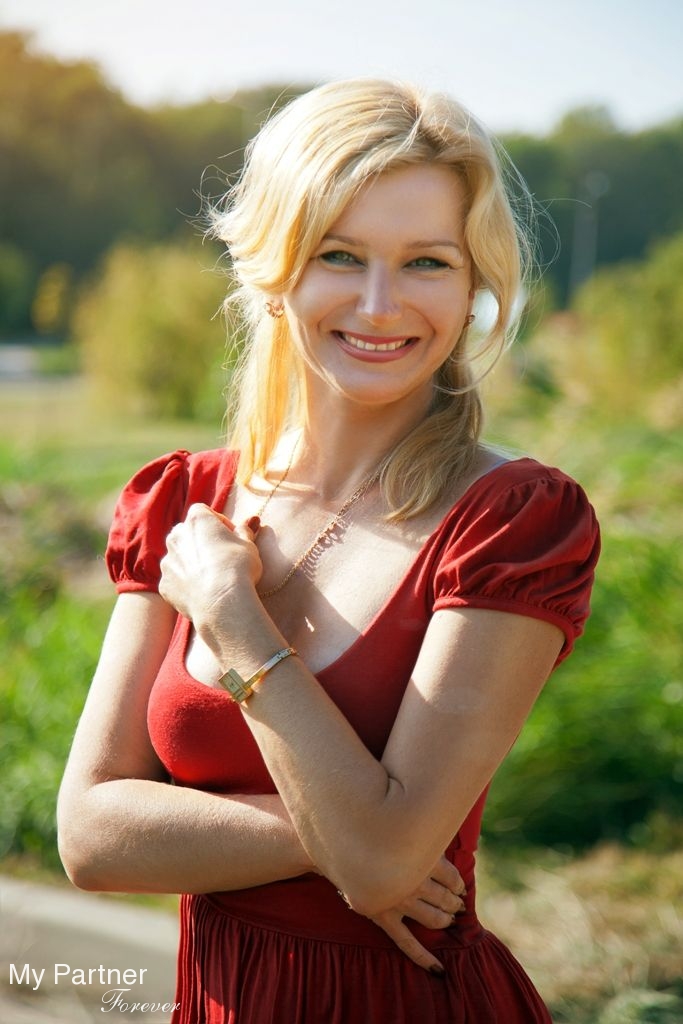 Online Dating With Stunning Ukrainian Woman Svetlana From Zaporozhye Ukraine
