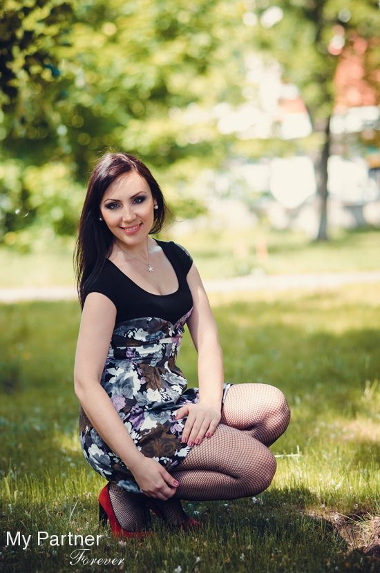 Online Dating With Pretty Ukrainian Woman Oksana From Poltava Ukraine