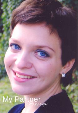 Dating Site to Meet Single Belarusian Lady Yuliya from Grodno, Belarus