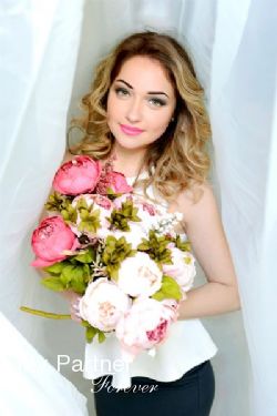 Dating with Beautiful Ukrainian Lady Elena from Sumy, Ukraine