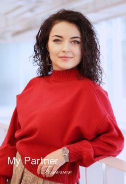 Dating with Gorgeous Ukrainian Woman Marianna from Ivano-Frankovsk, Ukraine