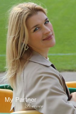 Dating with Pretty Belarusian Woman Zhanna from Grodno, Belarus