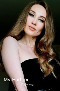 Dating with Stunning Belarusian Woman Anna from Grodno, Belarus