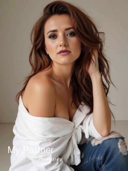 Dating with Stunning Ukrainian Girl Anna from Odessa, Ukraine