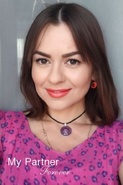 Datingsite to Meet Beautiful Belarusian Woman Viktoriya from Gomel, Belarus