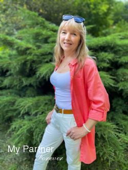 International Matchmaking to Meet Irina from Nikolaev, Ukraine