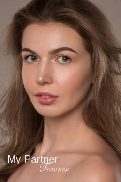 Meet Charming Ukrainian Woman Marina from Kiev, Ukraine