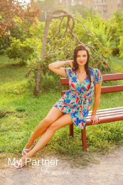 Meet Gorgeous Ukrainian Girl Yana from Zaporozhye, Ukraine
