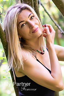 Meet Stunning Belarusian Woman Oksana from Grodno, Belarus