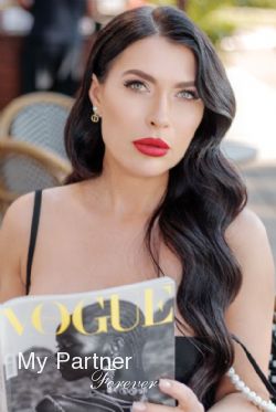 Online Dating with Stunning Belarusian Woman Nadezhda from Grodno, Belarus