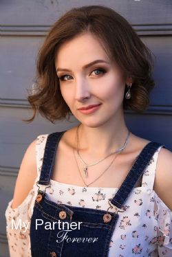 Russian Woman for Marriage - Alina from Almaty, Kazakhstan