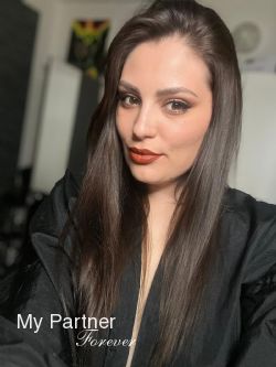 Stunning Ukrainian Lady Antonina from Zaporozhye, Ukraine
