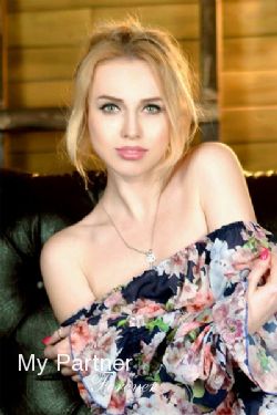 Ukrainian Girl Seeking Marriage - Yuliya from Sumy, Ukraine