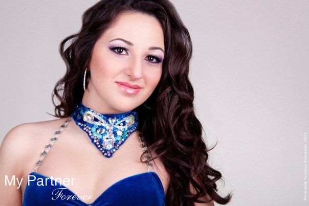 Datingsite to Meet Gorgeous Ukrainian Girl Yana from Poltava, Ukraine