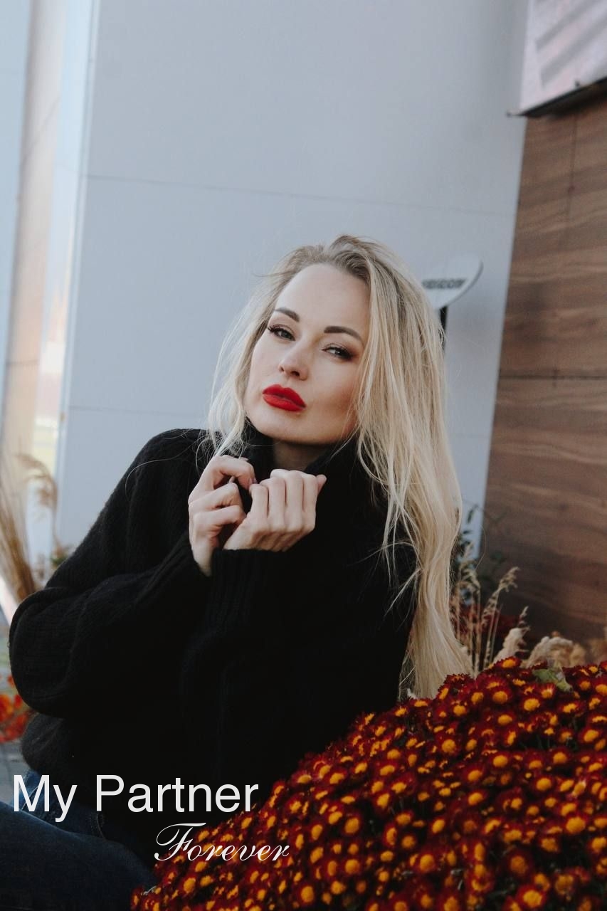 Charming Woman from Ukraine - Nataliya from Kremenchuk, Ukraine