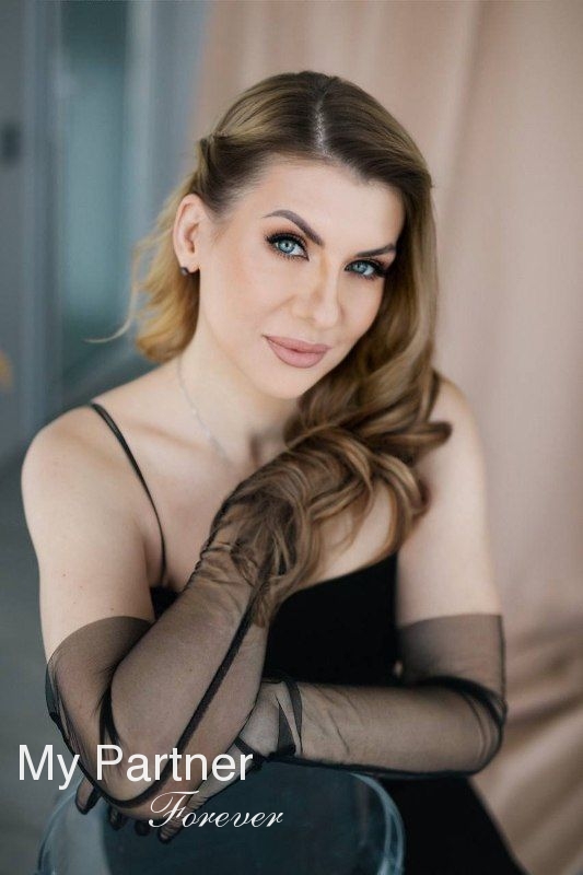 Dating Service to Meet Gorgeous Ukrainian Lady Lyubov from Ternopol, Ukraine