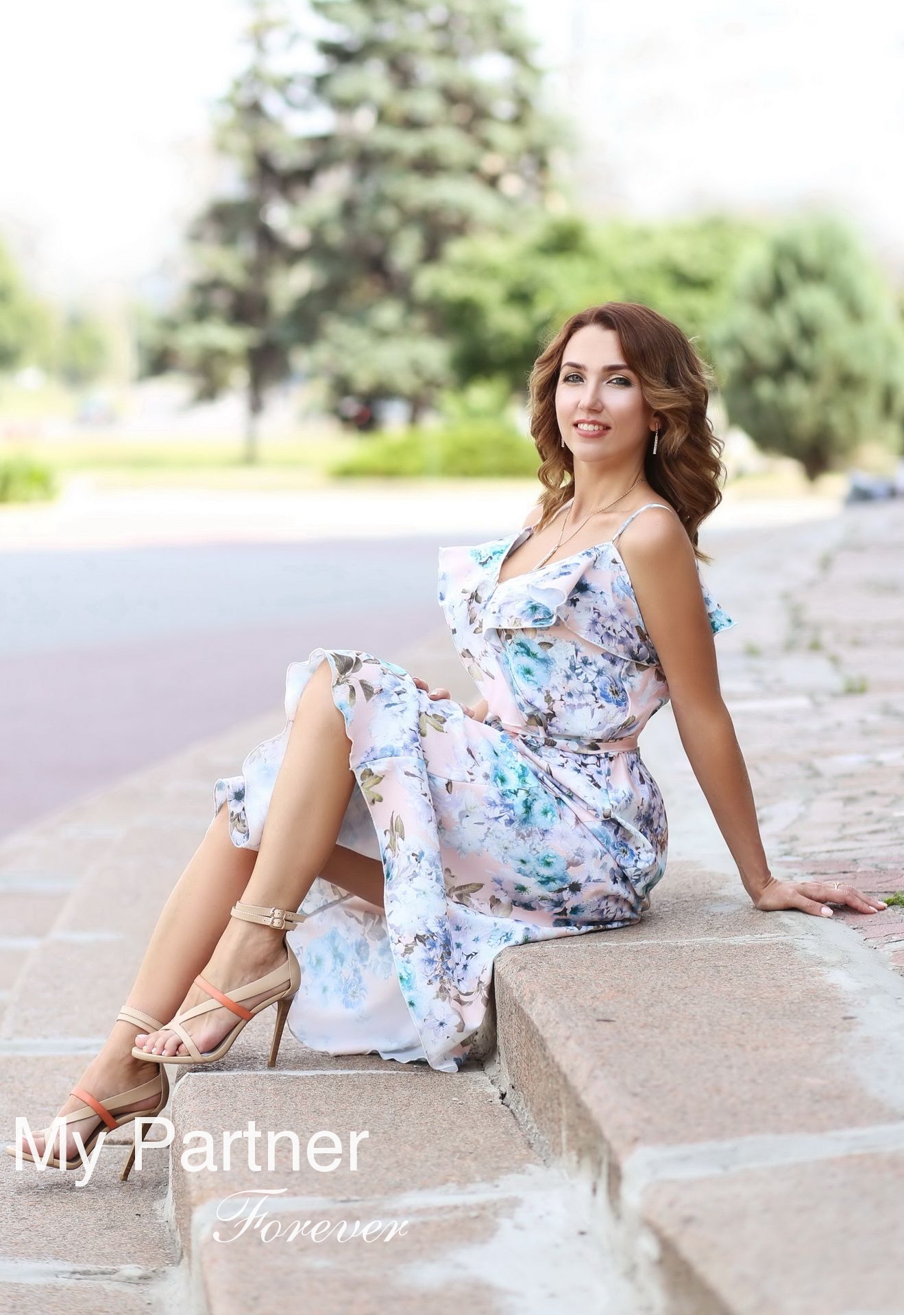 Dating Service to Meet Pretty Ukrainian Girl Ekaterina from Kharkov, Ukraine