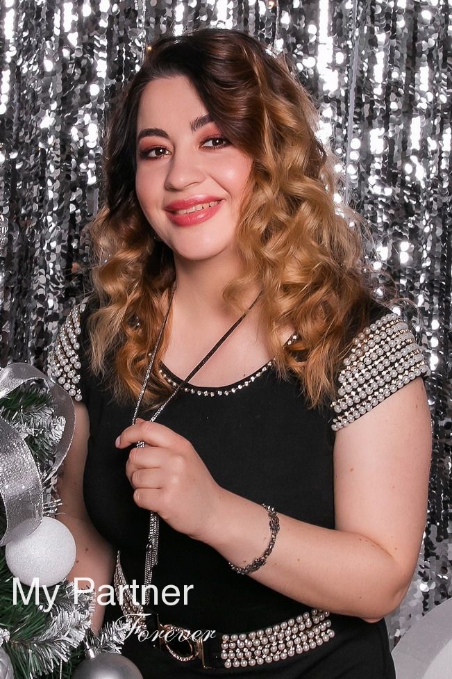 Dating Service to Meet Single Belarusian Lady Veronika from Grodno, Belarus