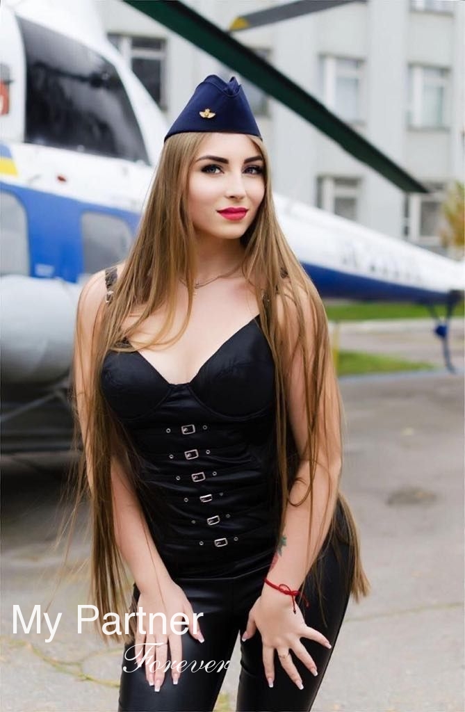Dating Service to Meet Single Ukrainian Lady Valeriya from Kremenchuk, Ukraine