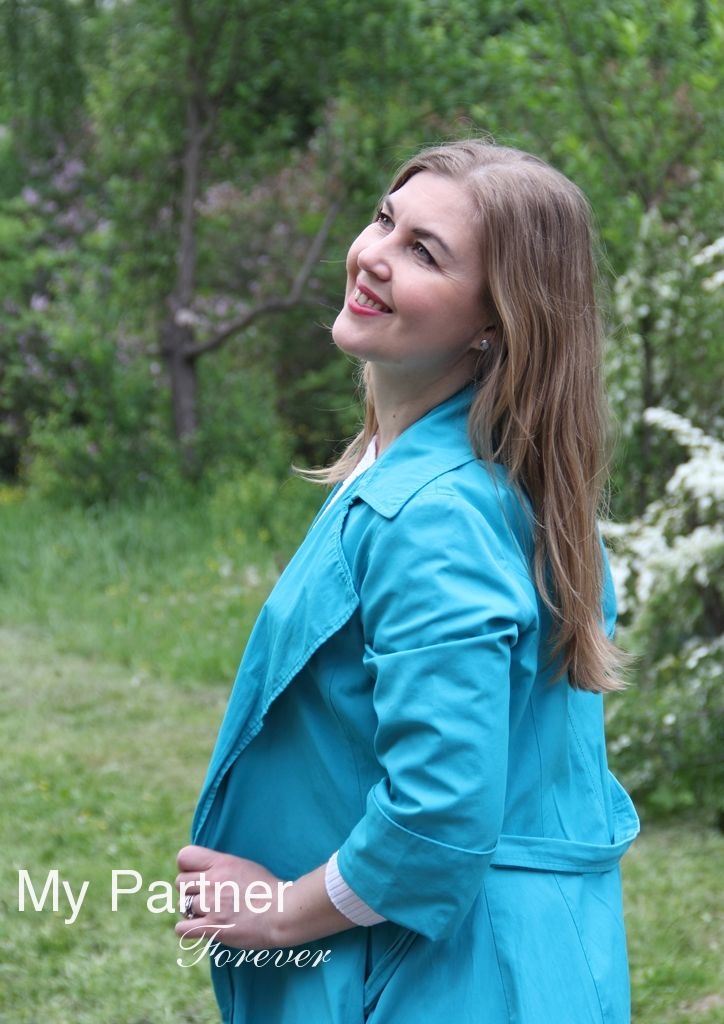 Dating Service to Meet Single Ukrainian Woman Aleksandra from Vinnitsa, Ukraine