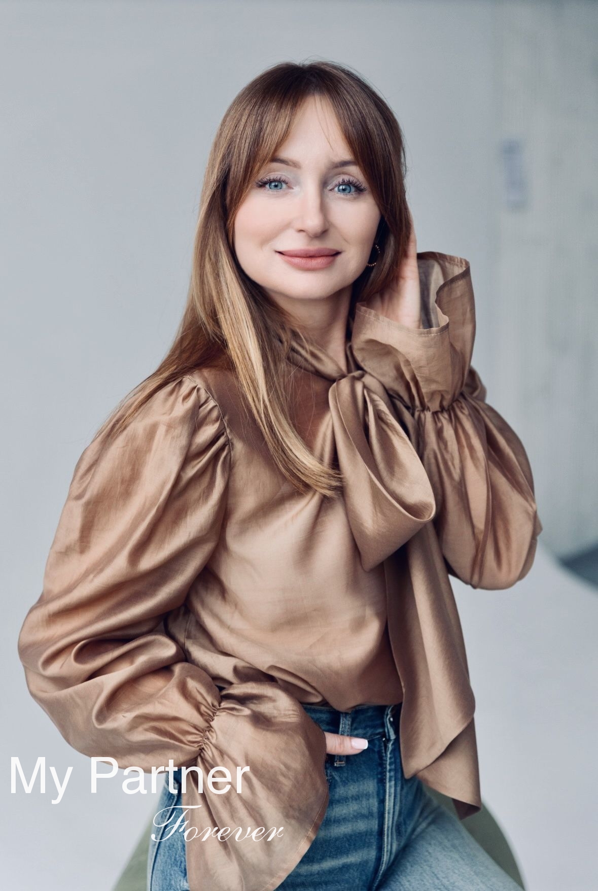 Dating Service to Meet Stunning Belarusian Woman Evgeniya from Grodno, Belarus