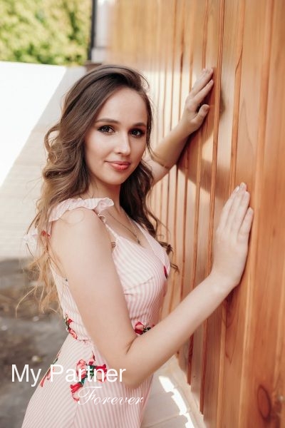 Dating Service to Meet Stunning Ukrainian Girl Tatiyana from Zaporozhye, Ukraine
