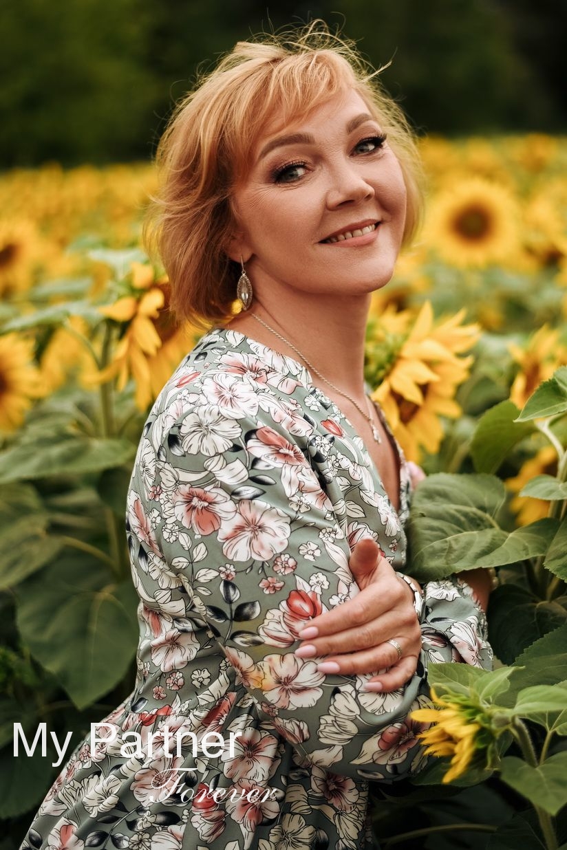Dating Site to Meet Beautiful Belarusian Girl Larisa from Grodno, Belarus