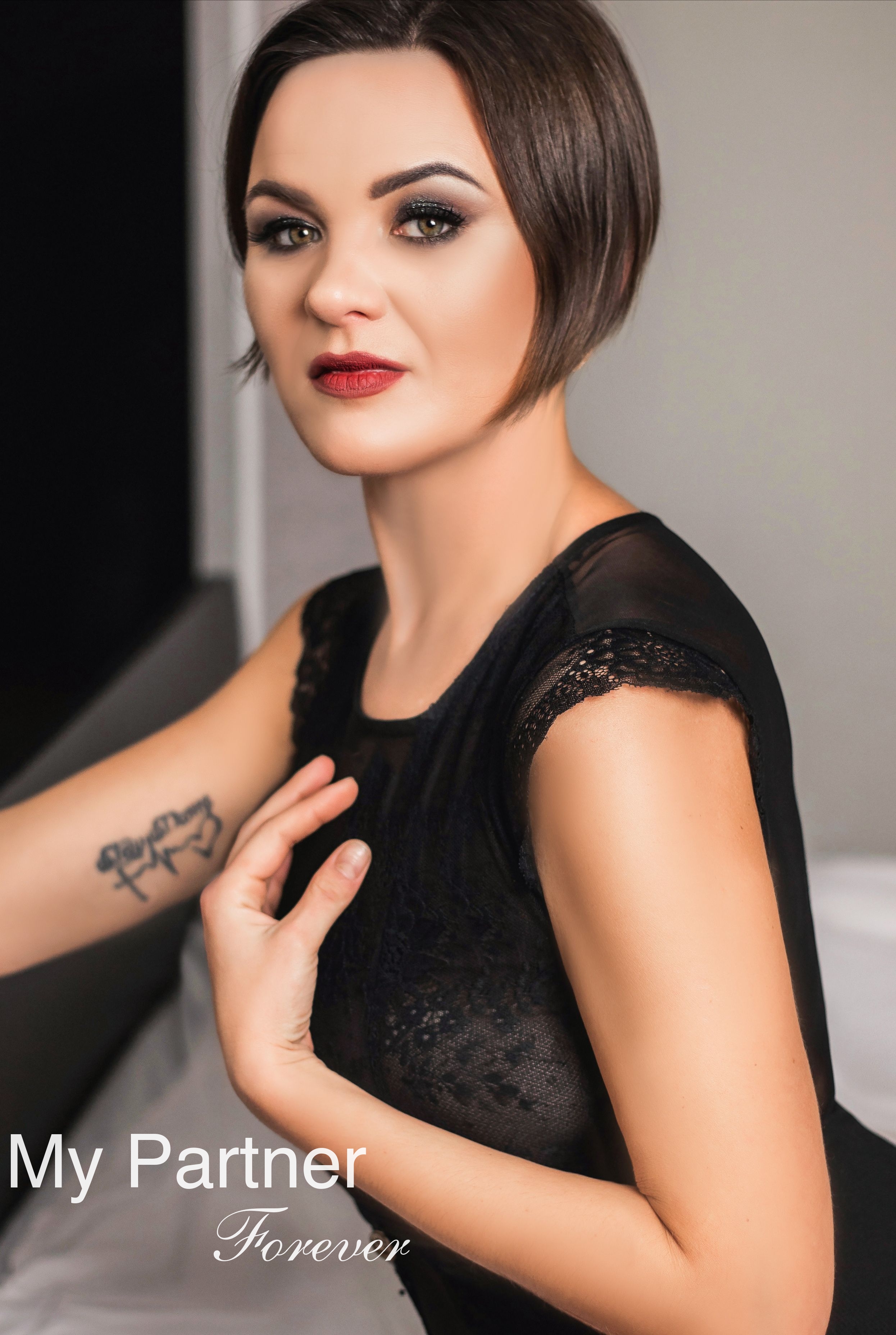 Dating Site to Meet Beautiful Ukrainian Girl Marianna from Khmelnitsky, Ukraine
