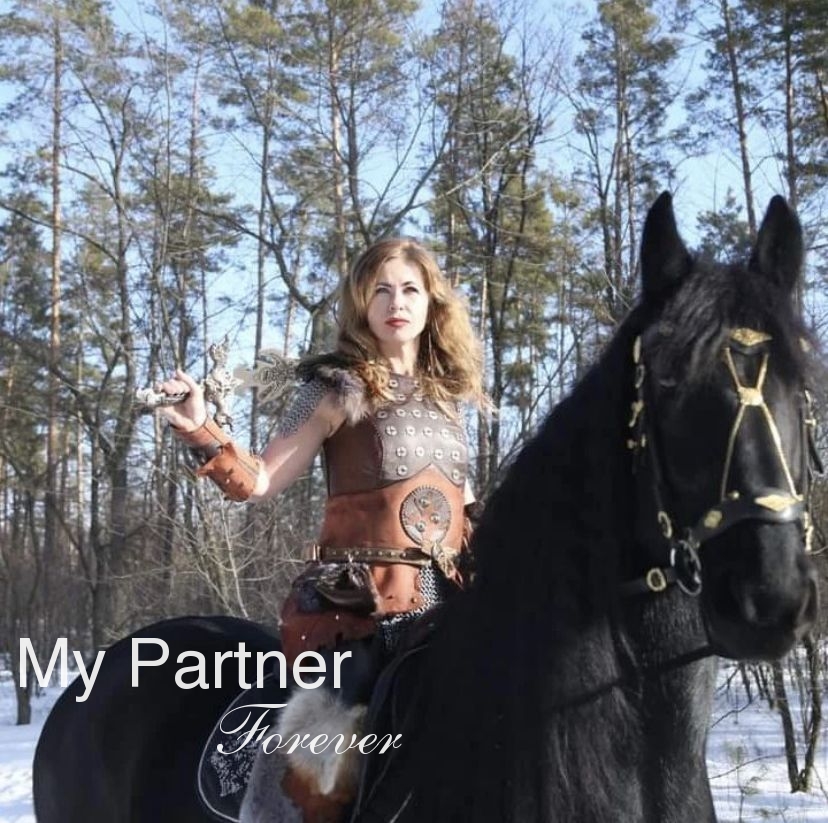 Dating Site to Meet Beautiful Ukrainian Lady Aleksandra from Kiev, Ukraine