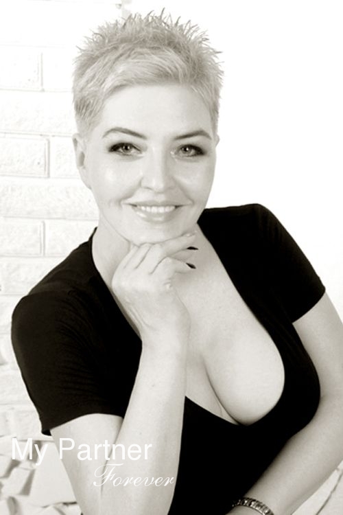 Dating Site to Meet Beautiful Ukrainian Woman Elena from Sumy, Ukraine