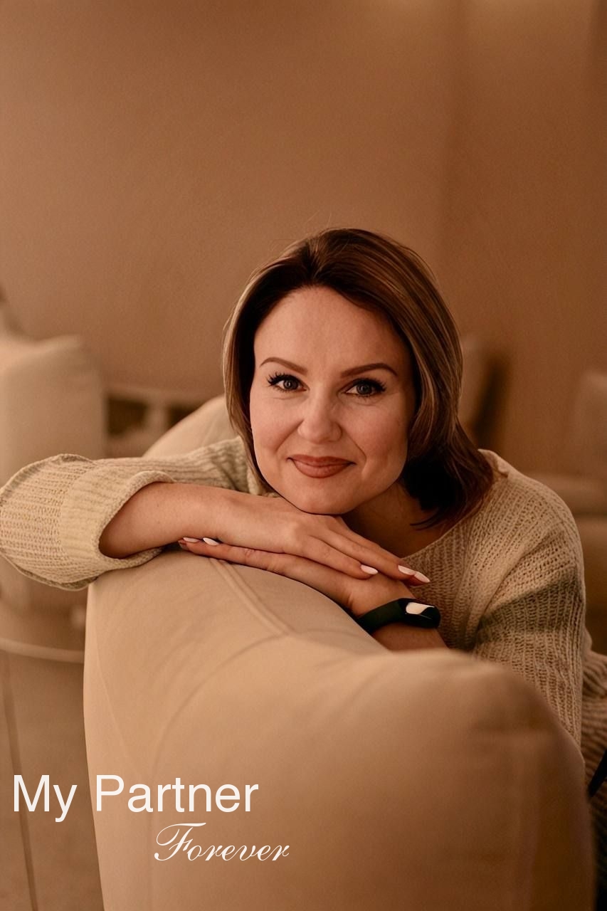 Dating Site to Meet Beautiful Ukrainian Woman Oksana from Kharkov, Ukraine
