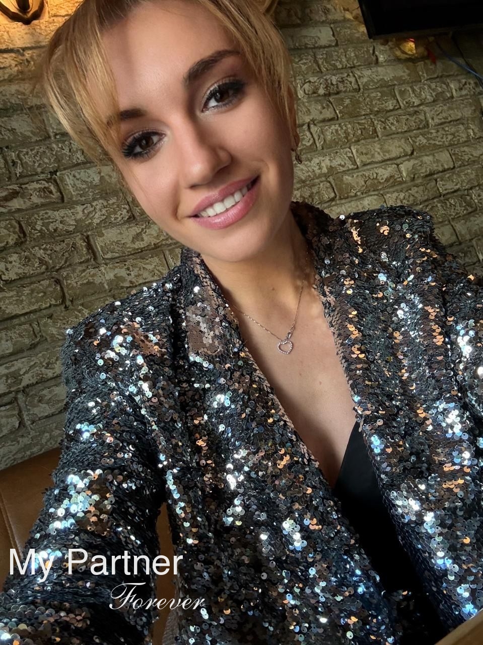 Dating Site to Meet Beautiful Ukrainian Woman Taisiya from Vinnitsa, Ukraine