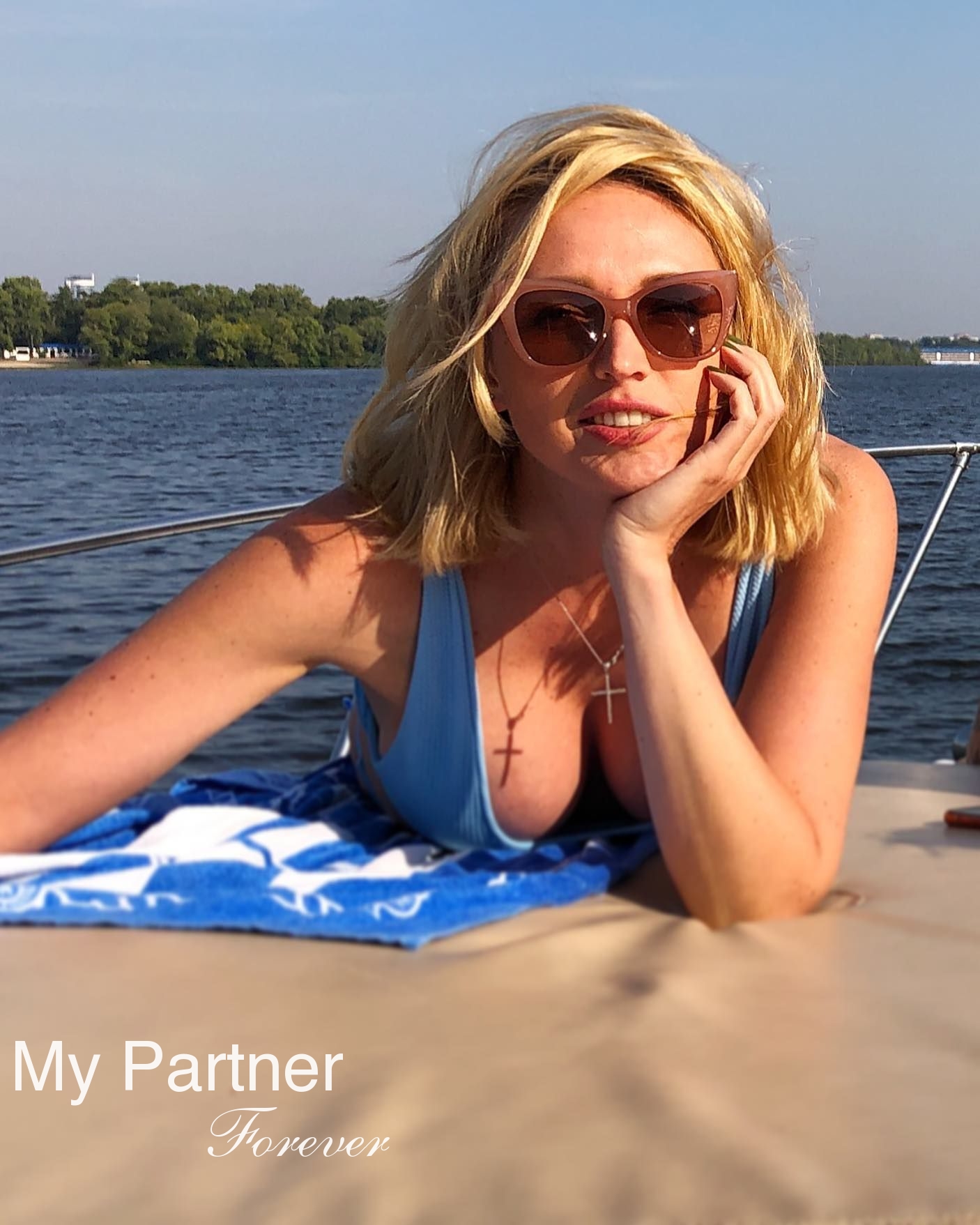 Dating Site to Meet Charming Ukrainian Woman Tatiyana from Kherson, Ukraine