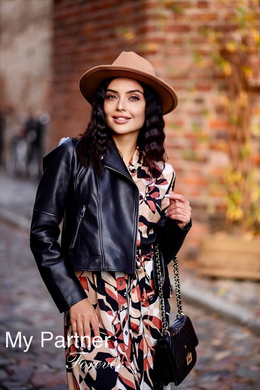 Dating Site to Meet Elena from Kharkov, Ukraine