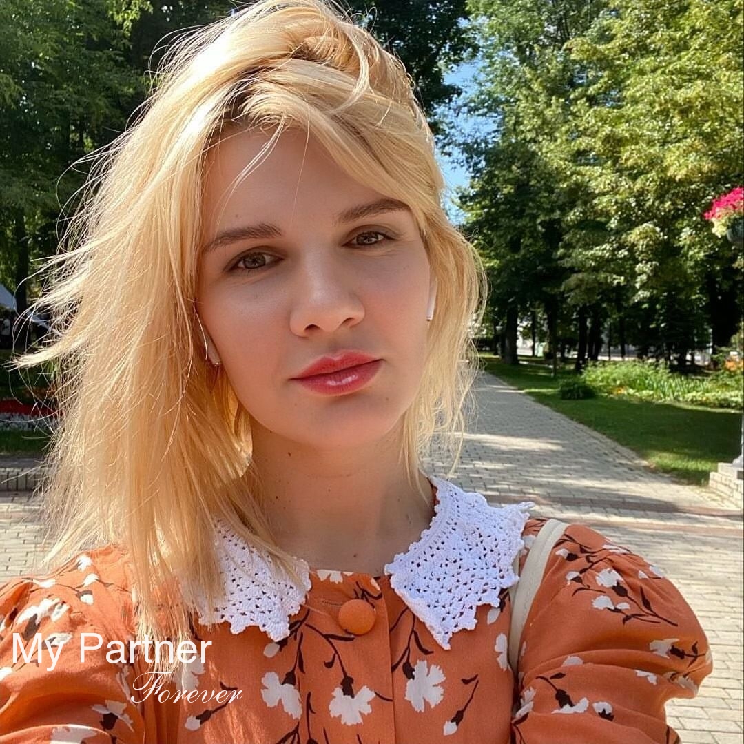 Dating Site to Meet Gorgeous Ukrainian Girl Nadezhda from Vinnitsa, Ukraine
