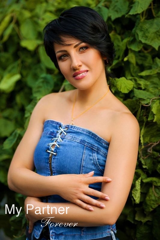 Dating Site to Meet Pretty Ukrainian Girl Viktoriya from Kiev, Ukraine