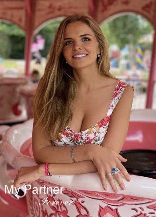 Dating Site to Meet Pretty Ukrainian Woman Svetlana from Kharkov, Ukraine