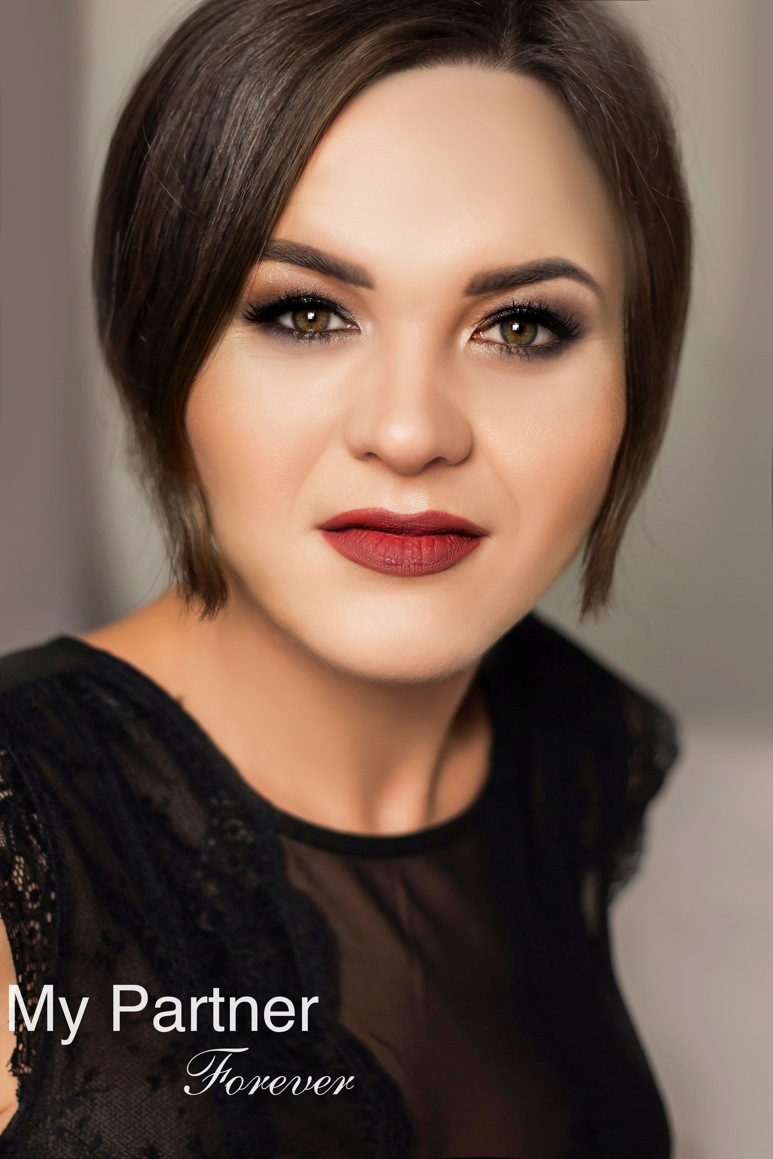 Dating Site to Meet Sexy Ukrainian Girl Marianna from Khmelnitsky, Ukraine