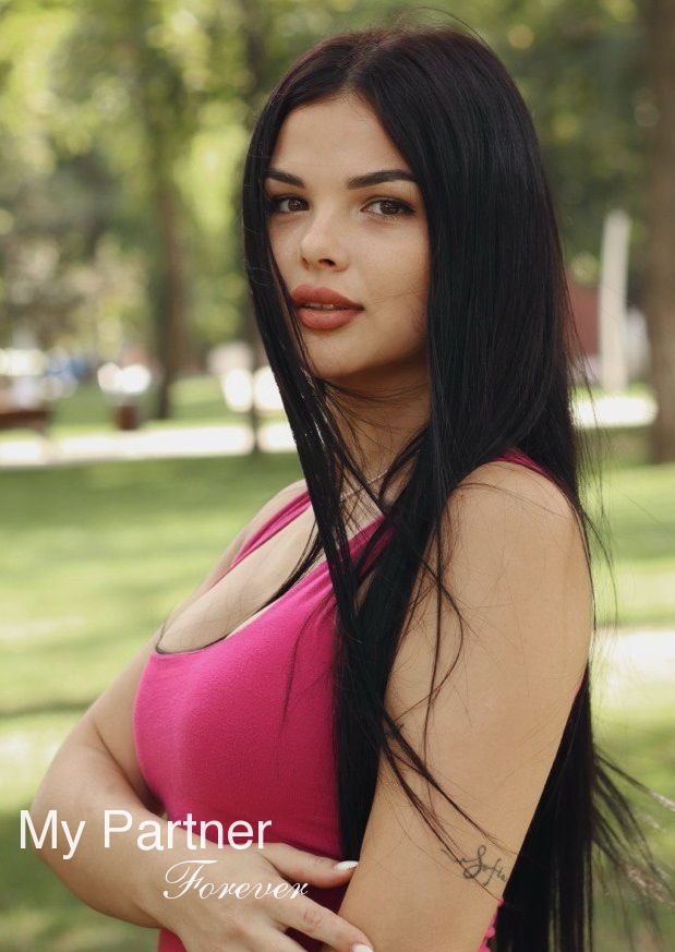 Dating Site to Meet Sexy Ukrainian Lady Alena from Dniepropetrovsk, Ukraine
