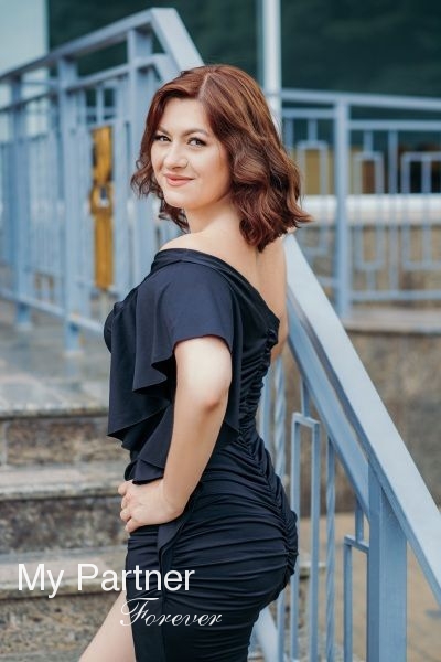 Dating Site to Meet Sexy Ukrainian Woman Yuliya from Zaporozhye, Ukraine